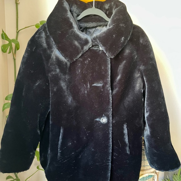 Neseal of Nestels - Vintage Black faux-fur 1960s style coat - Picture 7 of 8